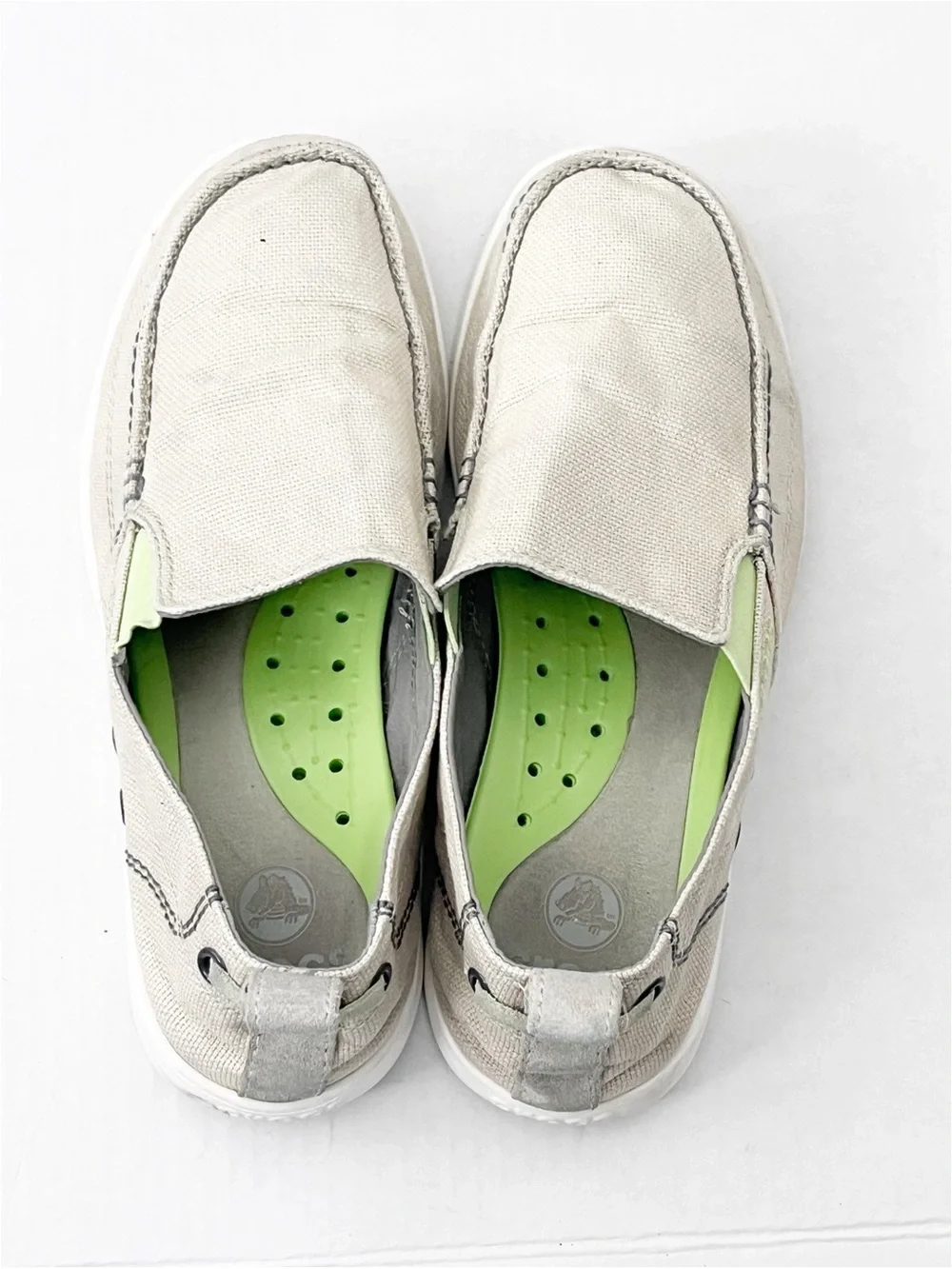 CROCS Walu Cream Canvas Slip On Loafers Size 8 Casual Preppy Neutral Comfort